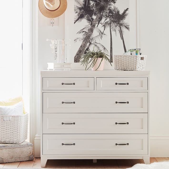 White dresser store with jewelry drawer