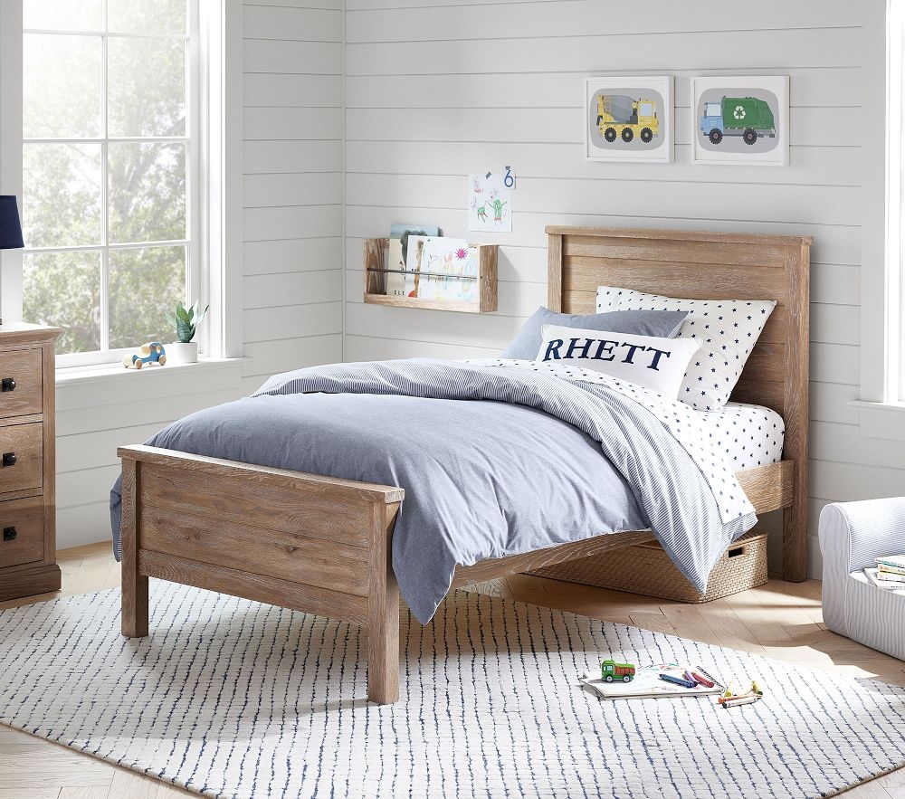 Charlie Low Footboard Bed