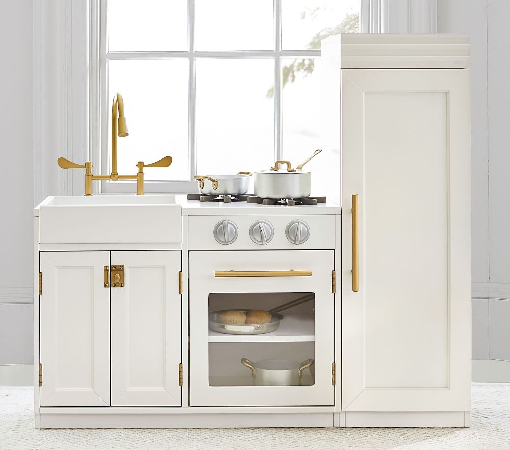 Kids best sale kitchen white