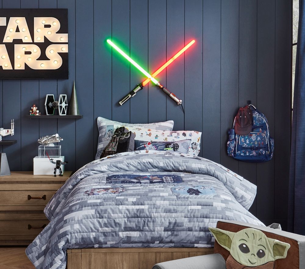 Pottery barn best sale star wars pillow