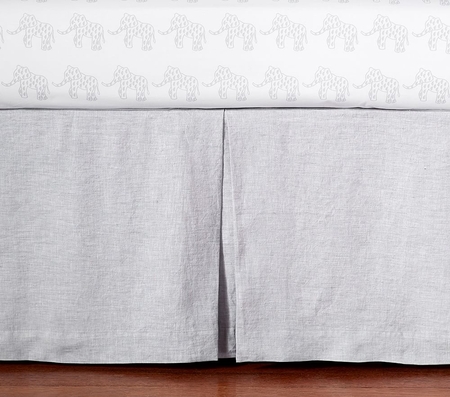 Bassinet skirt 2025 pottery barn