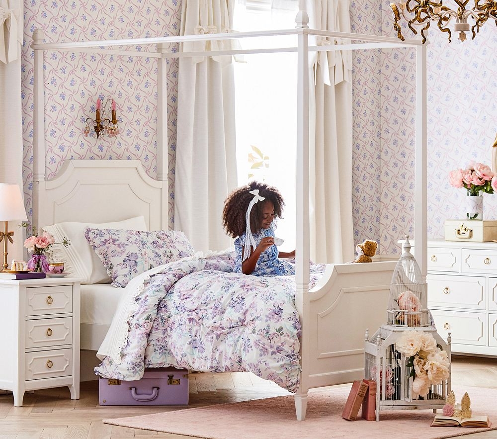 Love's bedding sales and furniture