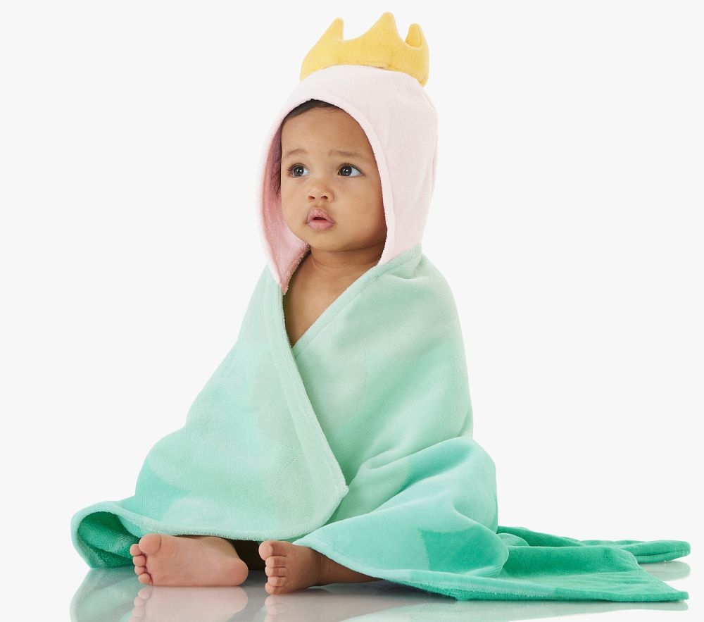 Mermaid hooded discount bath towel