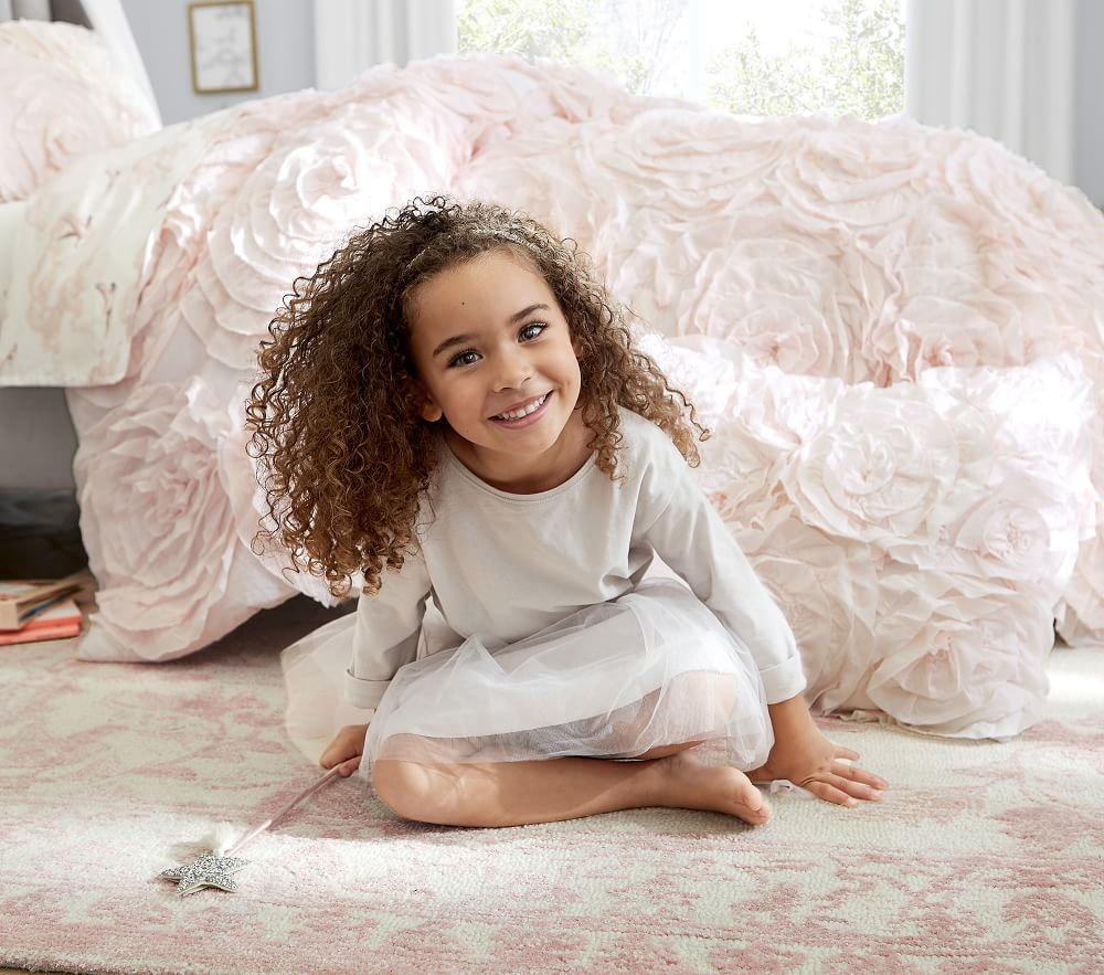 White quilt and shams clearance