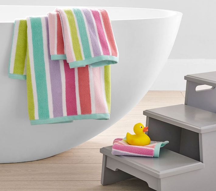 Pottery barn hot sale kids towels