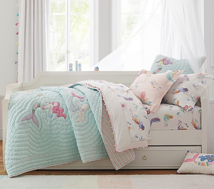 Pottery barn pom pom pillow online