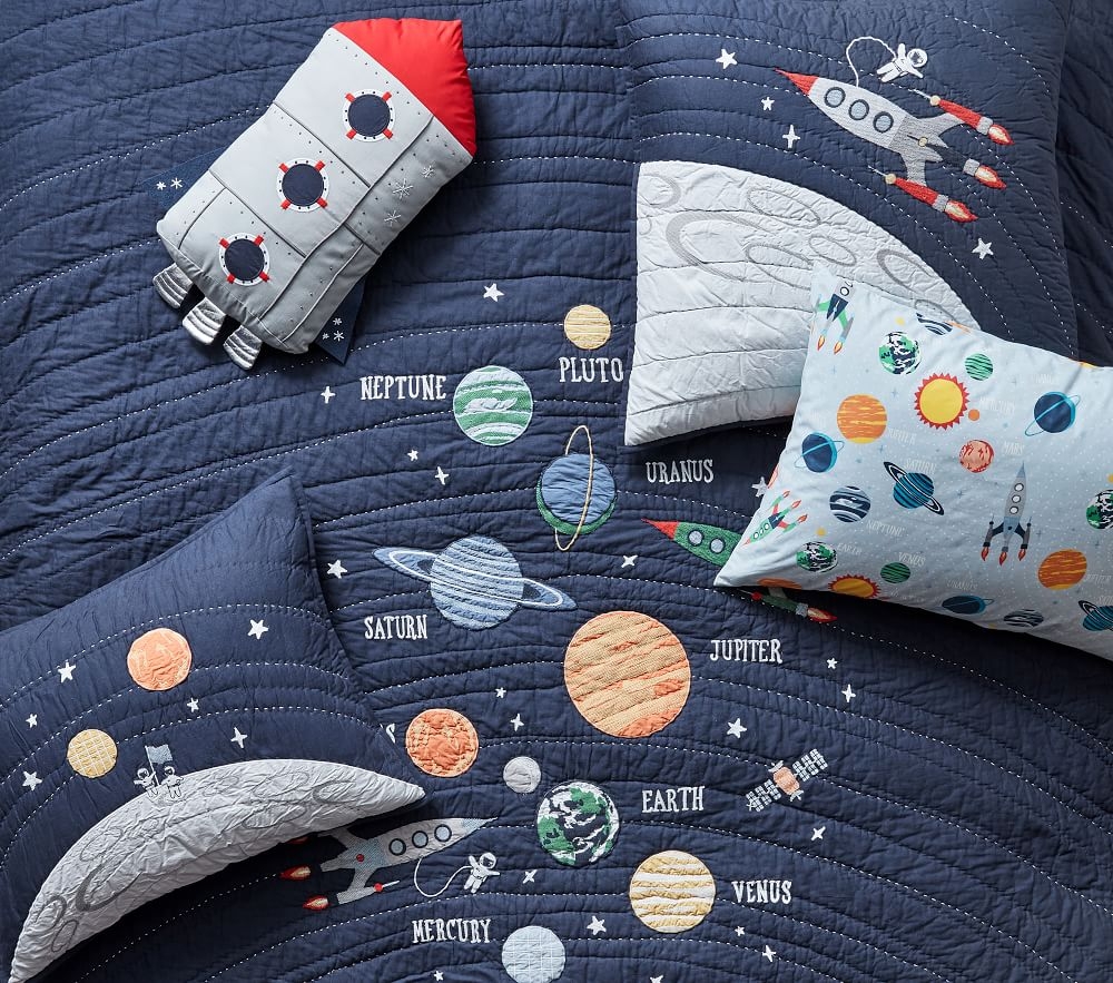 Solar System Glow in the Dark Quilt Shams
