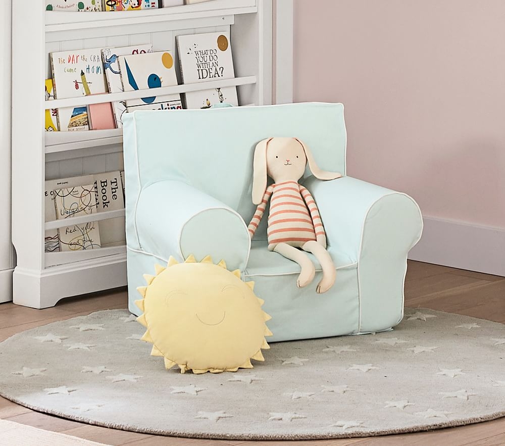 Pottery barn blush pillow outlet