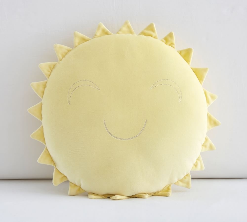 Pillows in the sun outlet