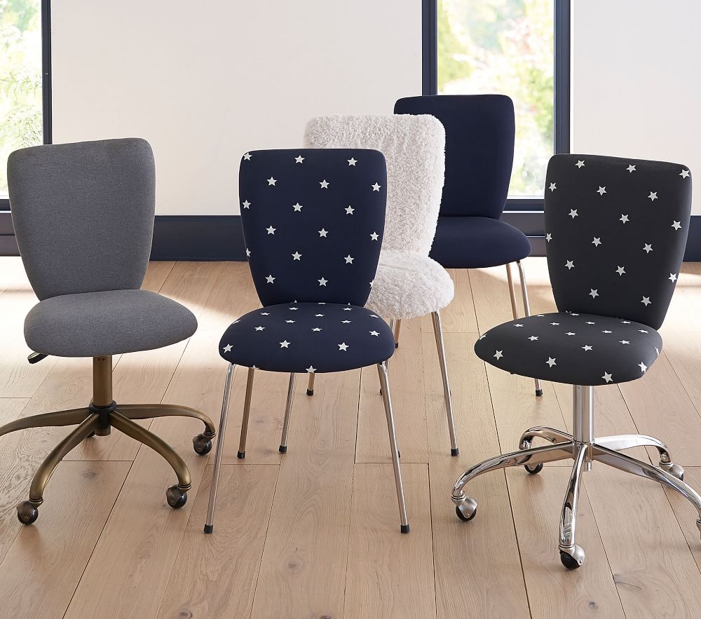 Black upholstered shop office chair